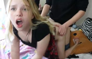Schoolgirl fucks her stepdad